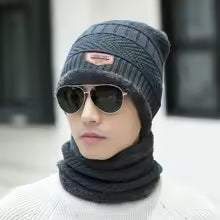 Unisex Woolen Cap Set